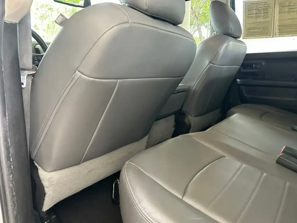 Ram 1500 Classic 2019 4x2 Tradesman 4dr Quad Cab 6.3 ft. SB Pickup