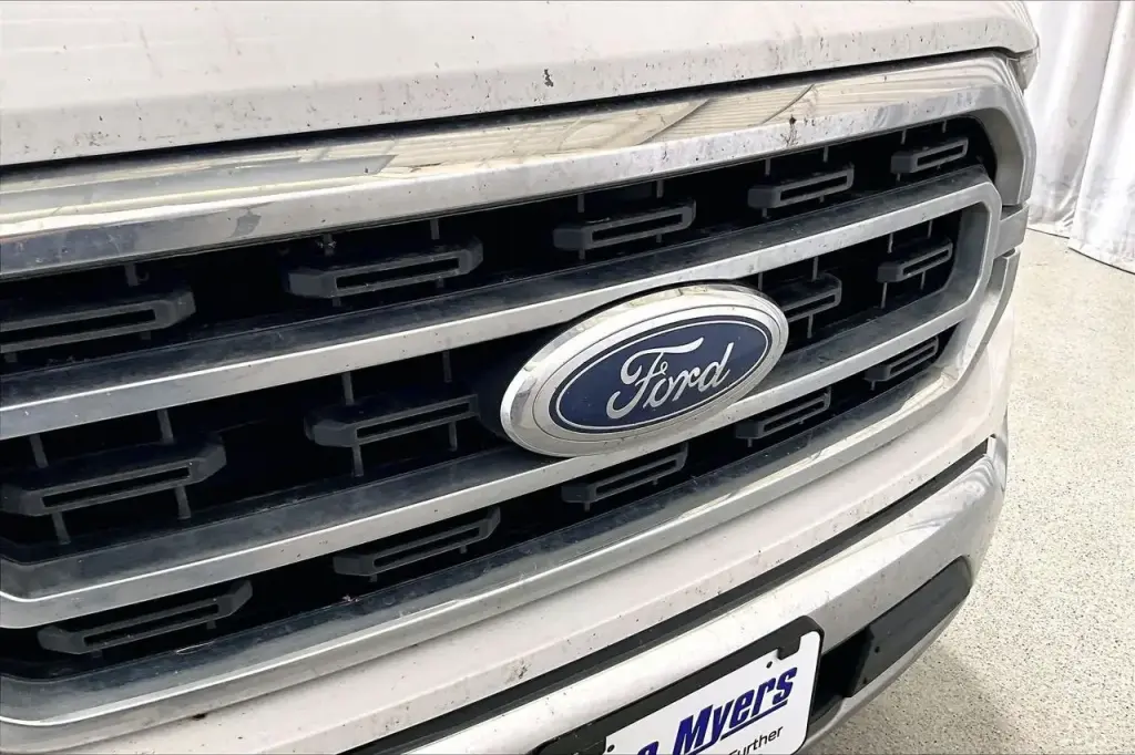 Ford F-150 2021 4x2 XL 4dr SuperCrew 5.5 ft. SB
