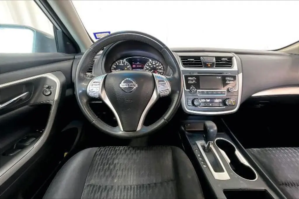 Nissan Altima 2017 2.5 4dr Sedan