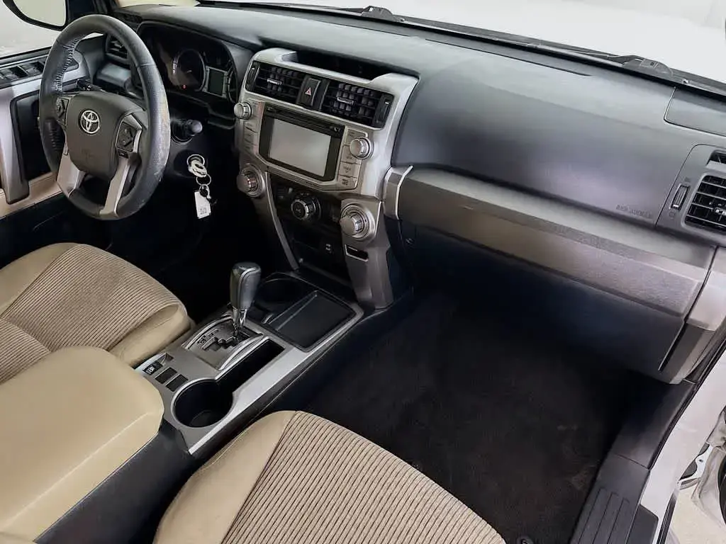 Toyota 4Runner 2019 4x2 SR5 4dr SUV