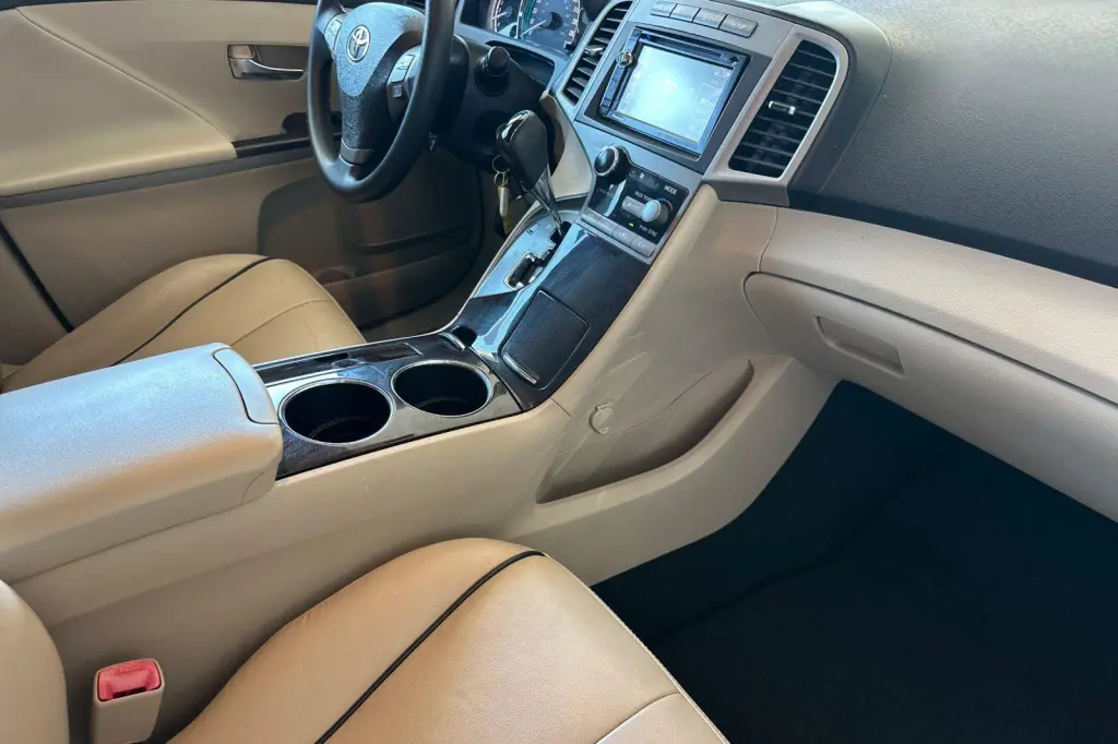 Toyota Venza 2012 AWD LE V6 4dr Crossover
