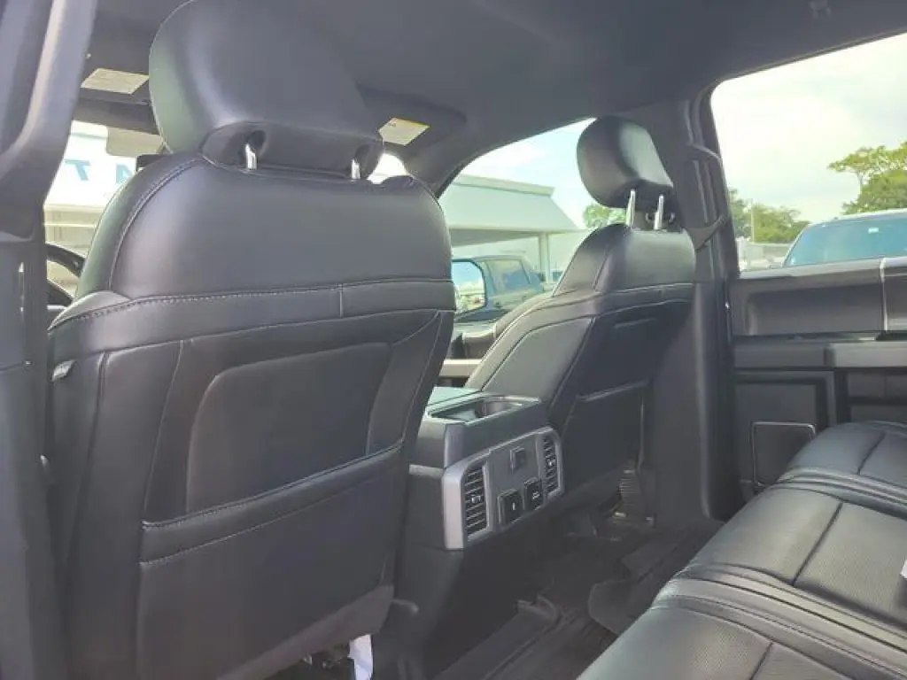 Ford F-150 2018 4x4 Raptor 4dr SuperCrew 5.5 ft. SB
