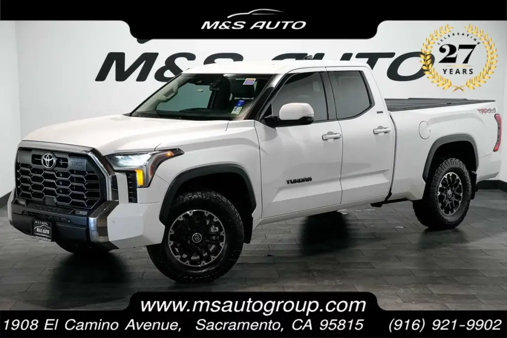 2022 Toyota Tundra 4WD SR5