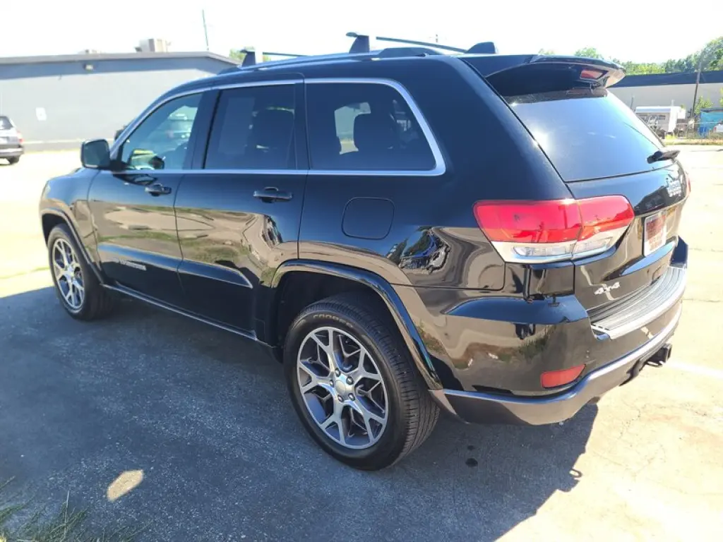 2018 Jeep Grand Cherokee Sterling Edition