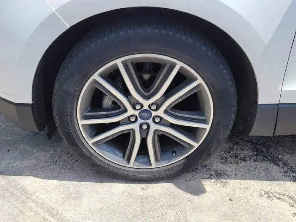 Ford Edge 2019 Titanium 4dr Crossover