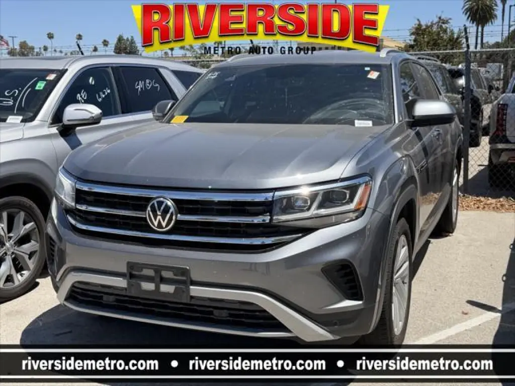 Volkswagen Atlas Cross Sport 2022 V6 SE 4dr SUV w/Technology
