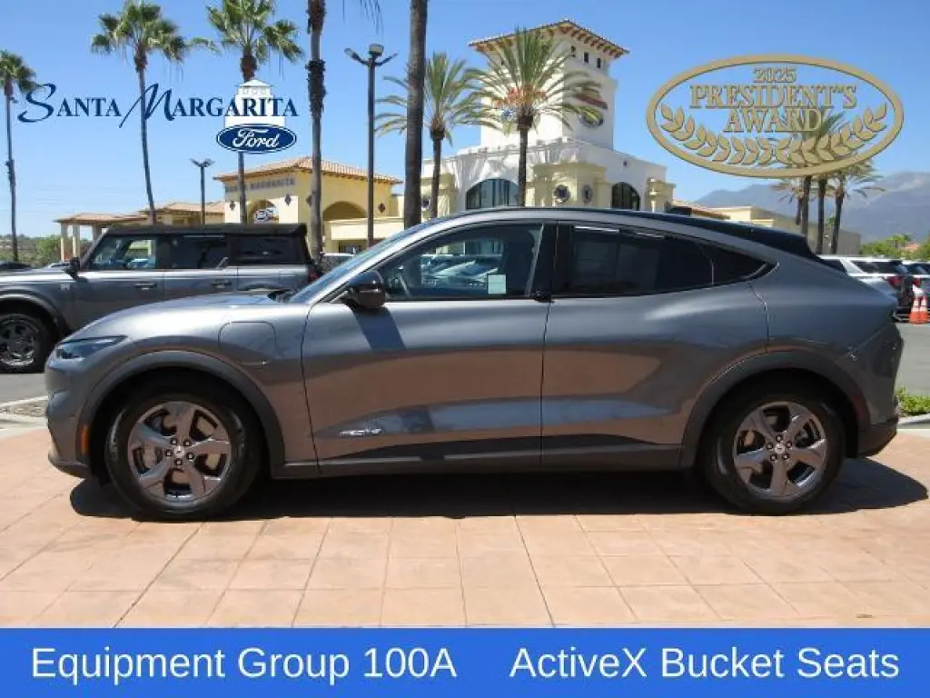 Ford Mustang Mach-E 2023 Select 4dr SUV