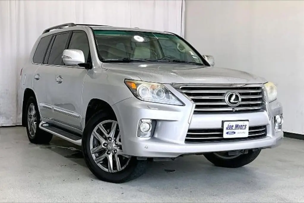 Lexus LX 570 2013 AWD 4dr SUV