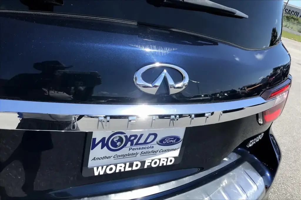 INFINITI QX80 2021 Luxe 4dr SUV