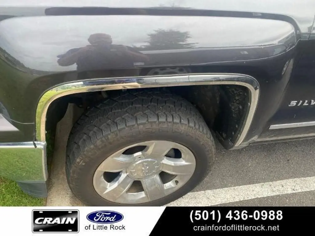 Chevrolet Silverado 1500 2015 4x4 LTZ 4dr Crew Cab 5.8 ft. SB