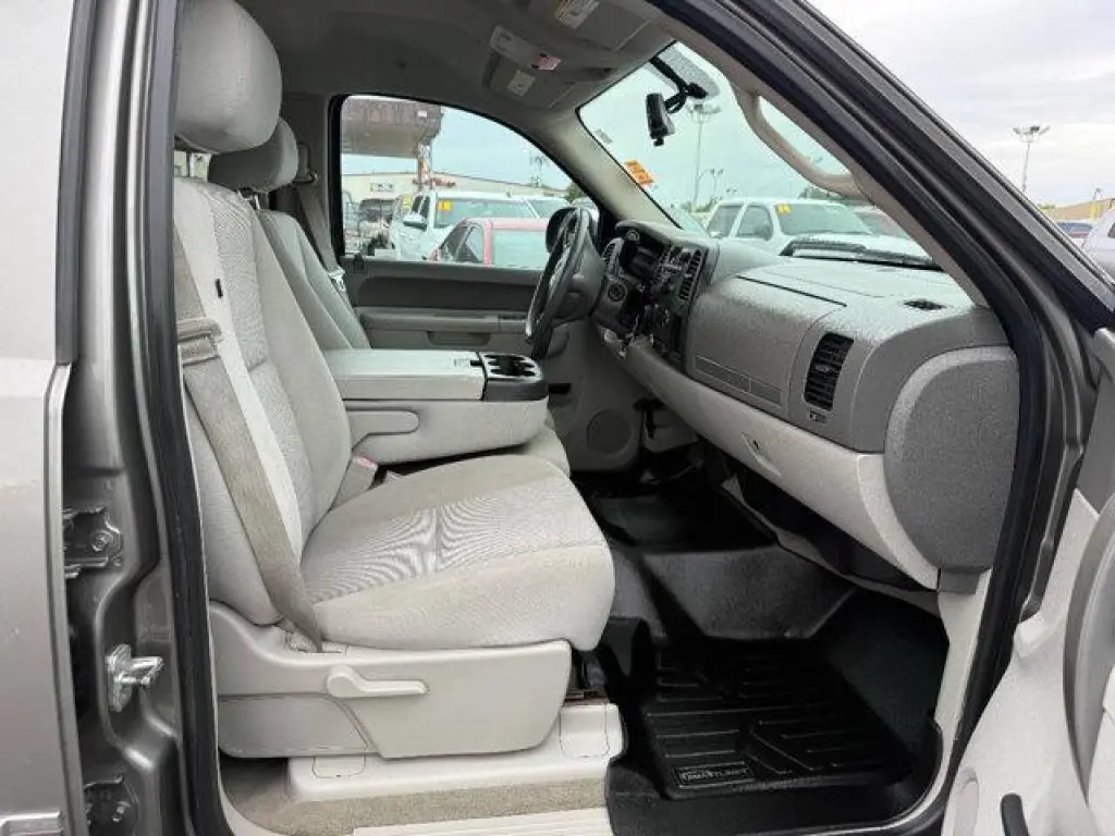 Chevrolet Silverado 1500 2013 4x4 LT 4dr Crew Cab 5.8 ft. SB