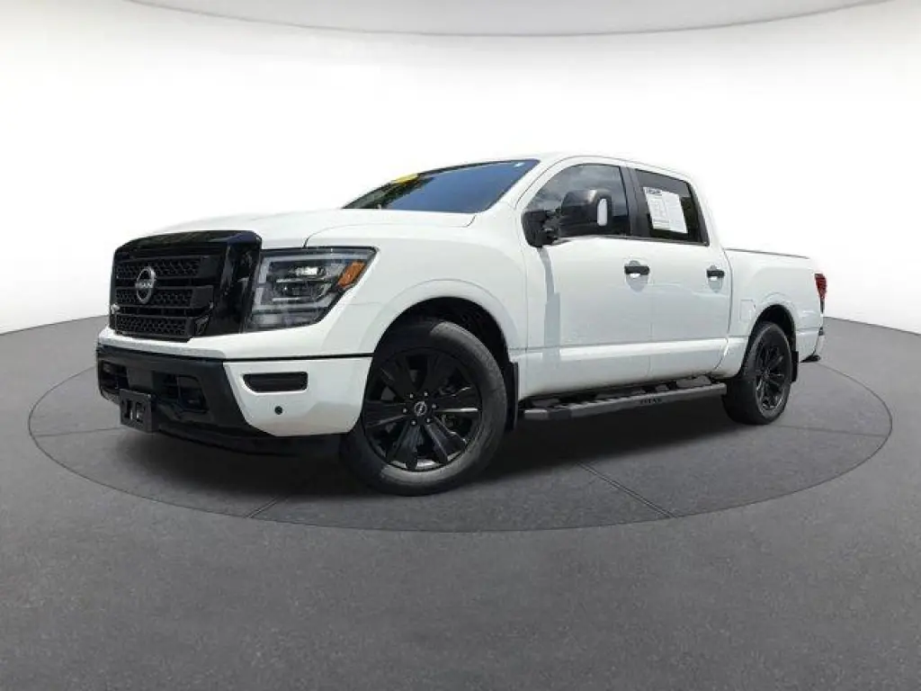 Nissan Titan 2023 4x2 Platinum Reserve 4dr Crew Cab 5.6 ft. SB