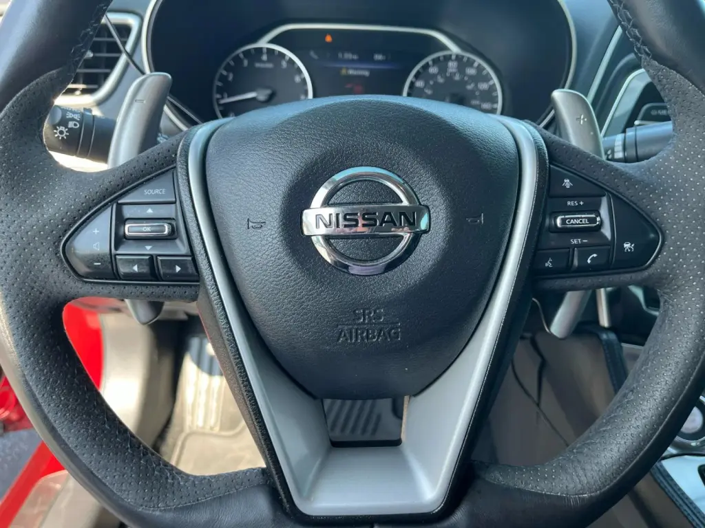 2017 NISSAN MAXIMA