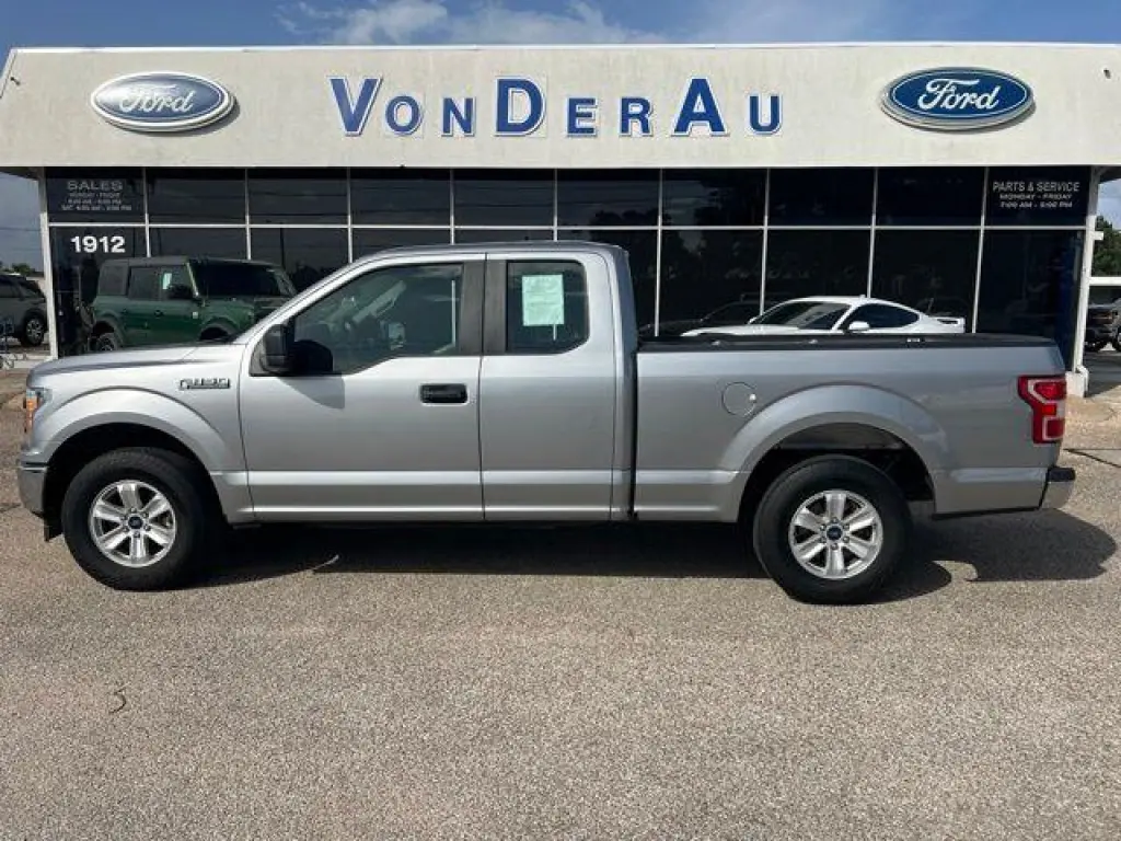Ford F-150 2020 4x2 XL 4dr SuperCab 6.5 ft. SB