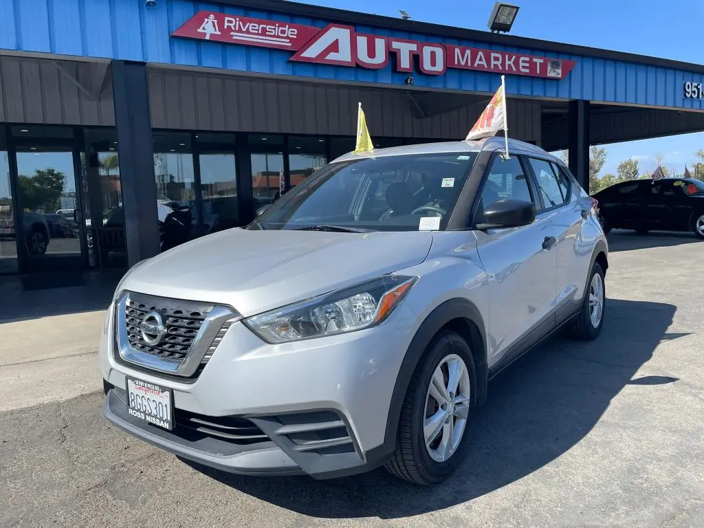 2018 NISSAN KICKS