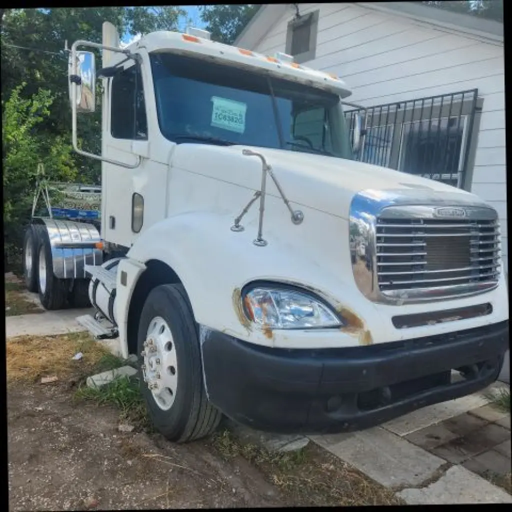 2007 FREIGHTLINER COLUMBIA 120"
