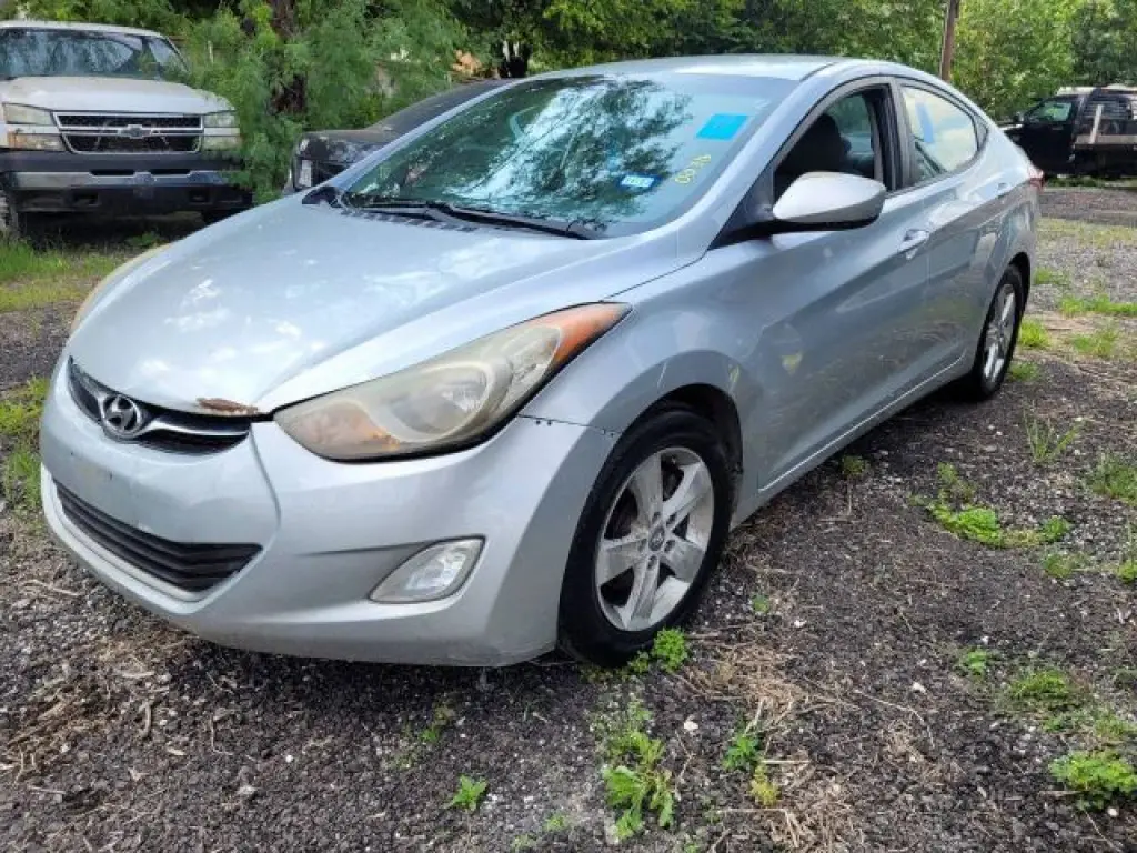 2012 HYUNDAI ELANTRA