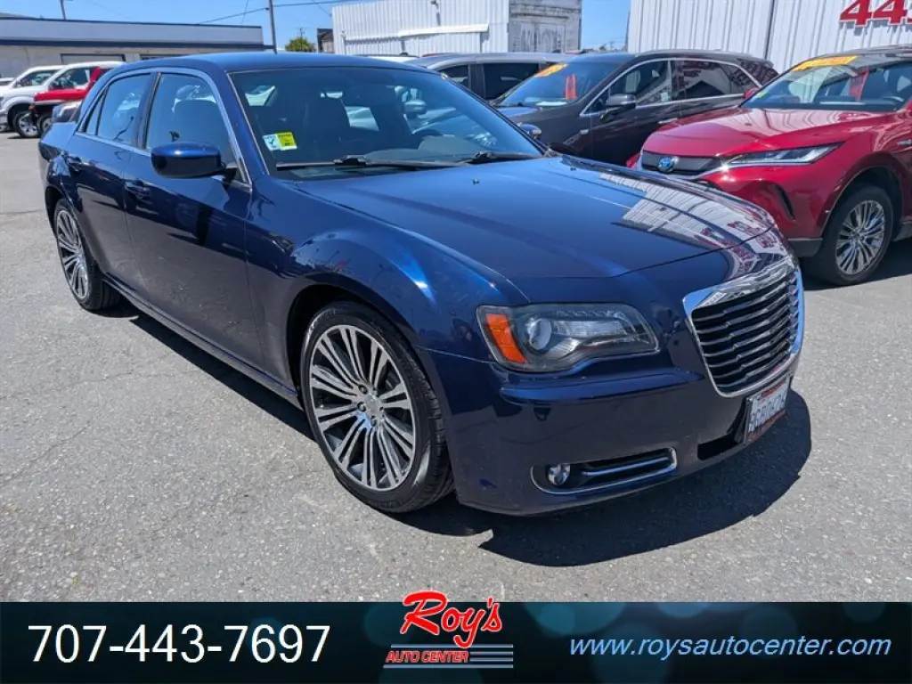 2014 Chrysler 300 Series S