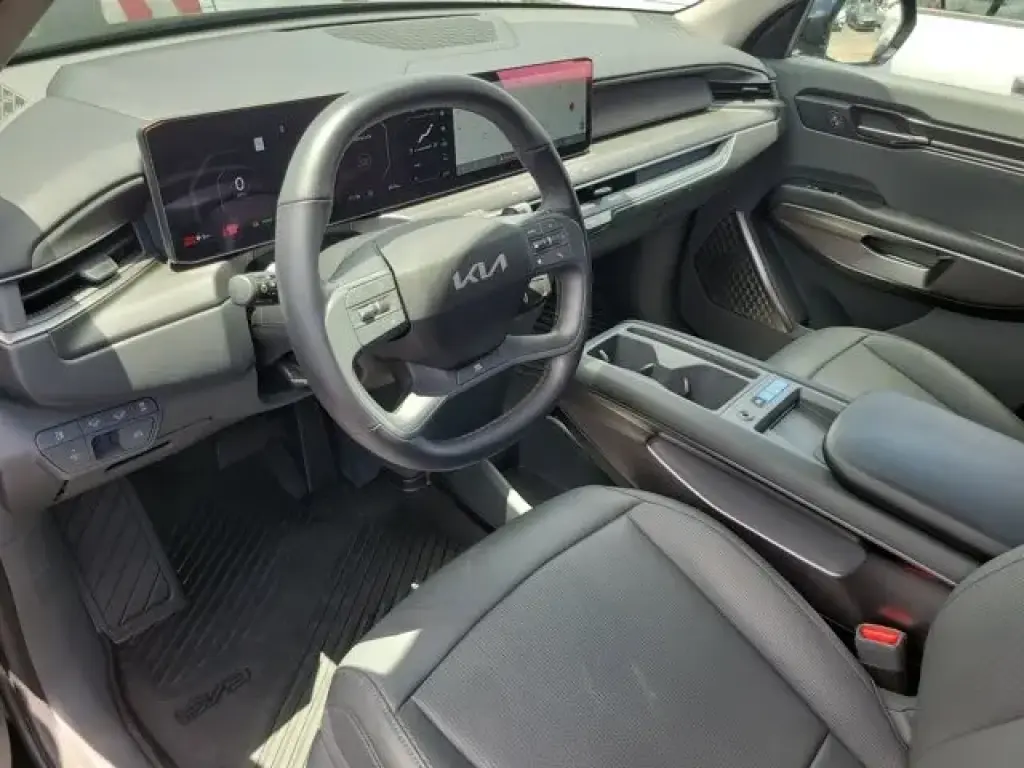 Kia EV9 2026 Light Long Range 4dr SUV