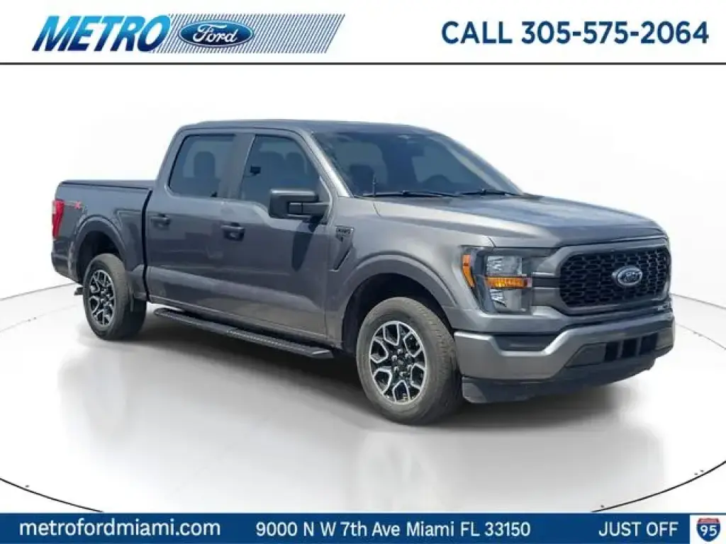 Ford F-150 2023 4x2 XL 4dr SuperCrew 5.5 ft. SB