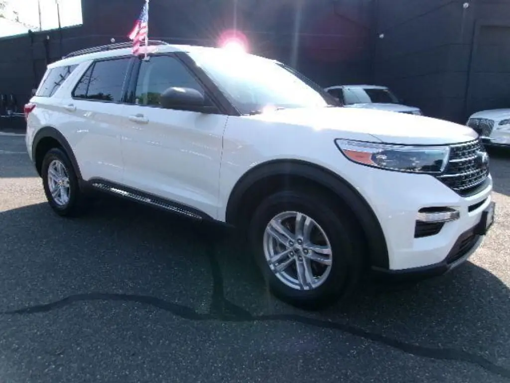 Ford Explorer 2023 AWD XLT 4dr SUV