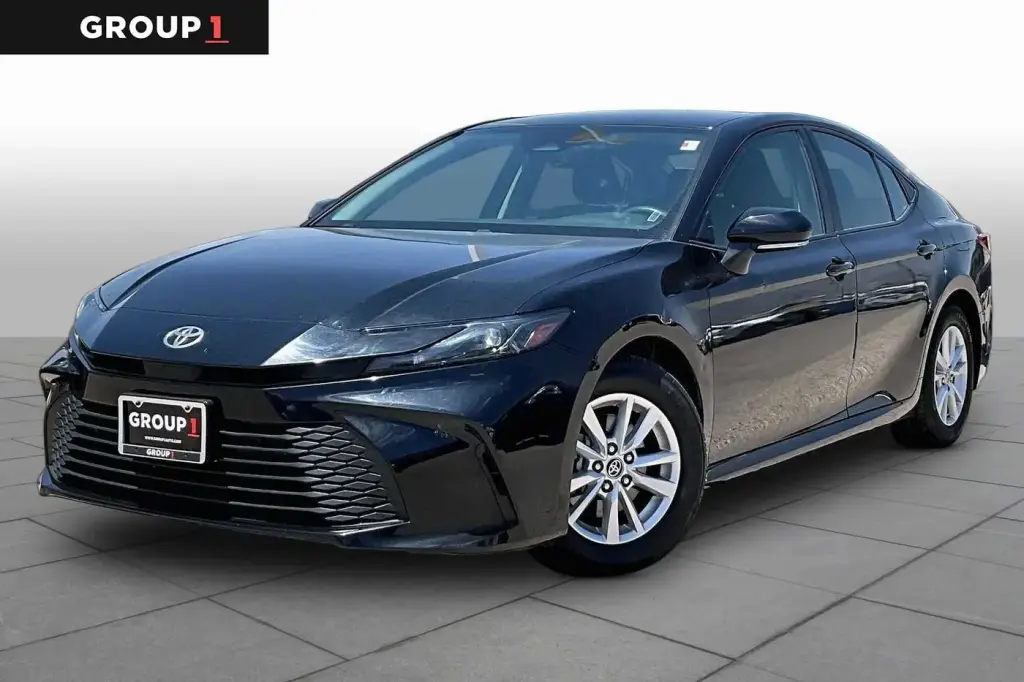 Toyota Camry 2025 SE 4dr Sedan