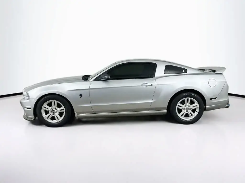 Ford Mustang 2014 V6 2dr Fastback