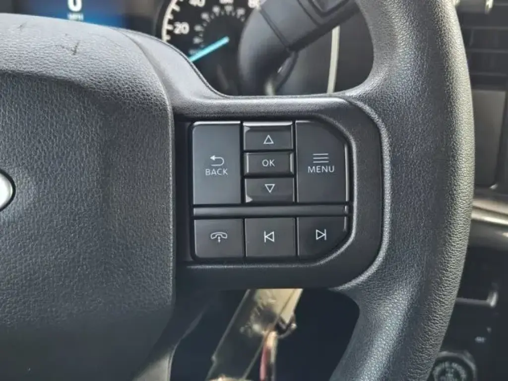 Ford F-150 2023 4x4 Lariat 4dr SuperCrew 5.5 ft. SB