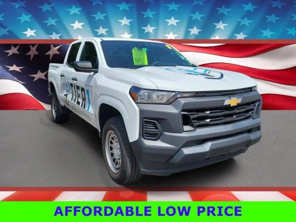 Chevrolet Colorado 2023 4x2 Work Truck 4dr Crew Cab 5 ft. SB