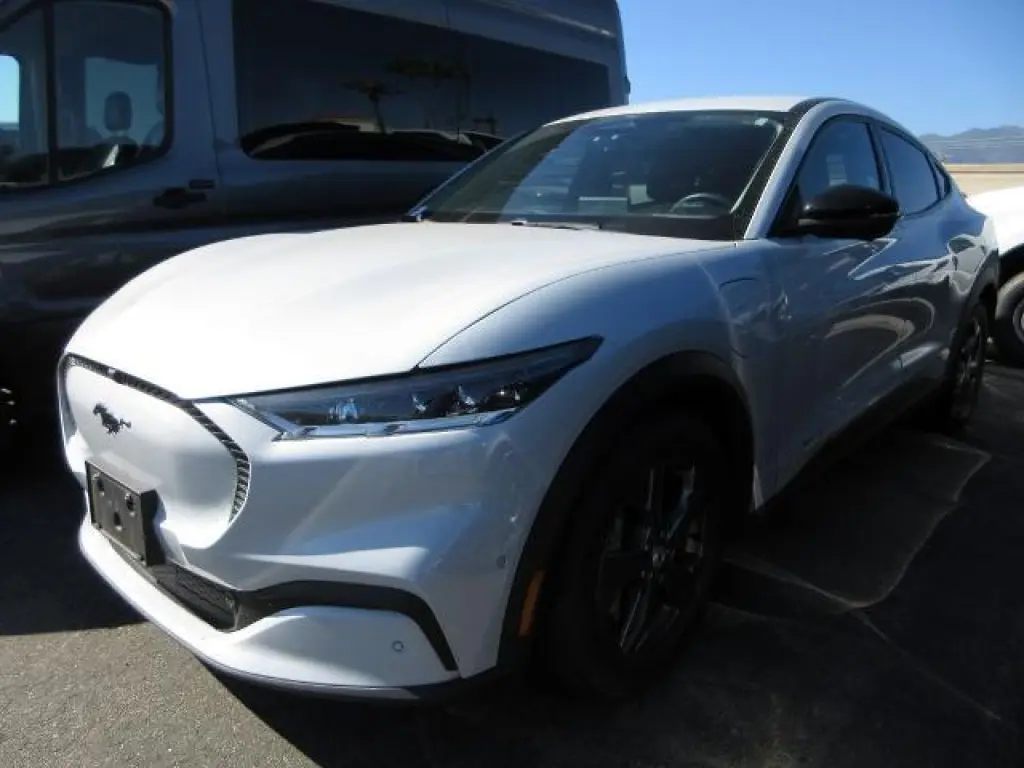 Ford Mustang Mach-E 2023 Select 4dr SUV