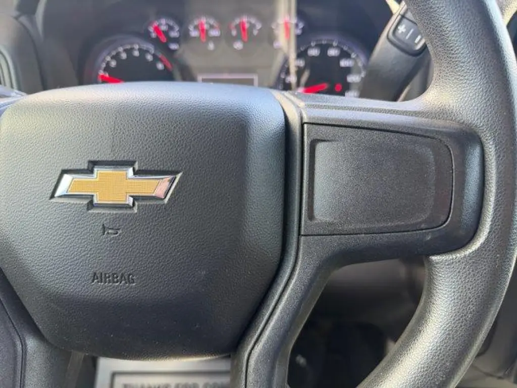 Chevrolet Silverado 1500 2024 4x2 Custom 4dr Crew Cab 5.8 ft. SB