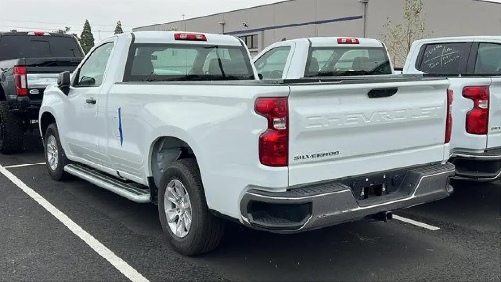 Chevrolet Silverado 1500 2025 4x2 Work Truck 2dr Regular Cab 8 ft. LB
