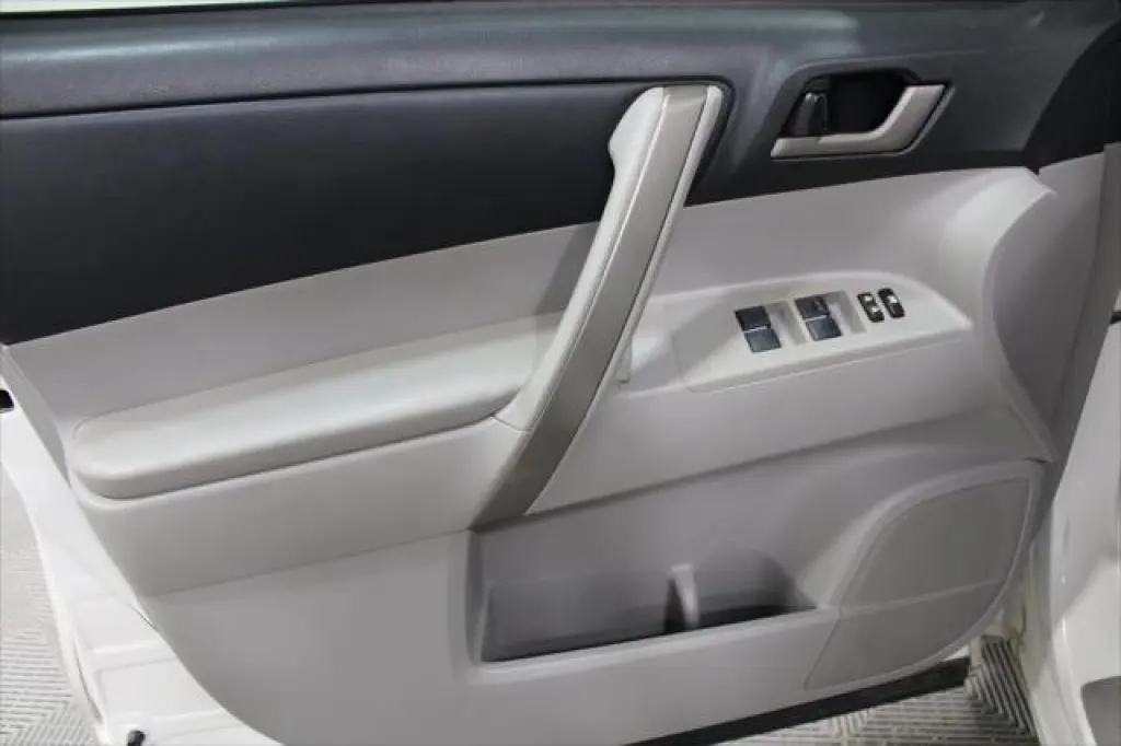 Toyota Highlander 2010 SE 4dr SUV