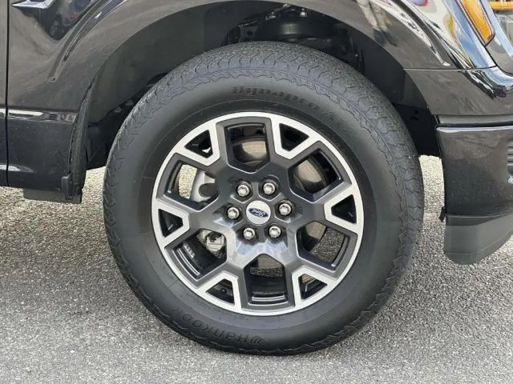 Ford F-150 2024 4x4 STX 4dr SuperCrew 5.5 ft. SB