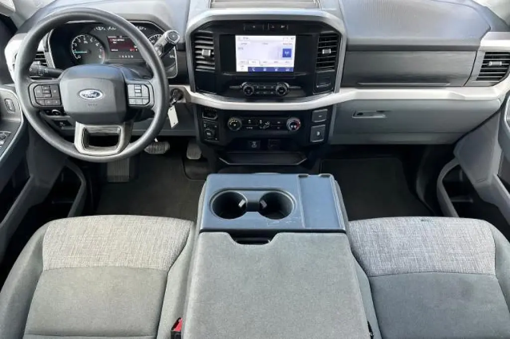 Ford F-150 2023 4x4 XLT 4dr SuperCrew 5.5 ft. SB