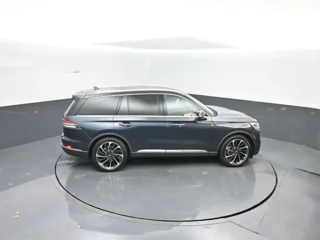 Lincoln Aviator 2022 Reserve 4dr SUV
