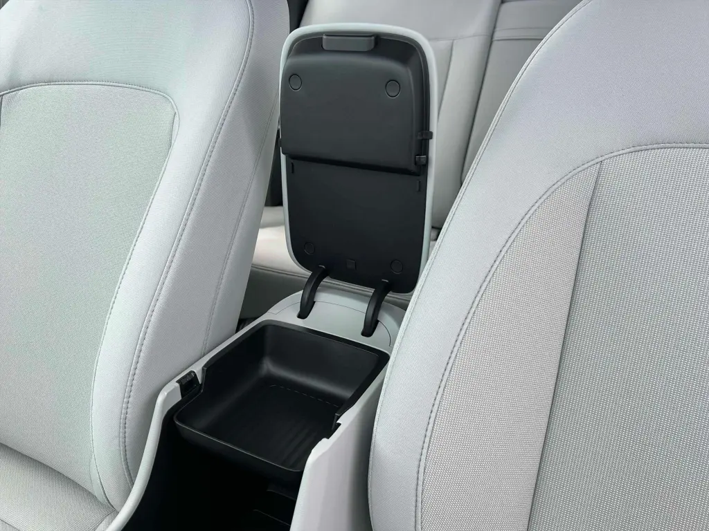 Hyundai KONA 2024 SE 4dr Crossover