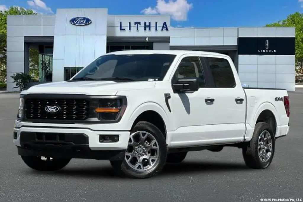 Ford F-150 2025 4x4 STX 4dr SuperCrew 5.5 ft. SB