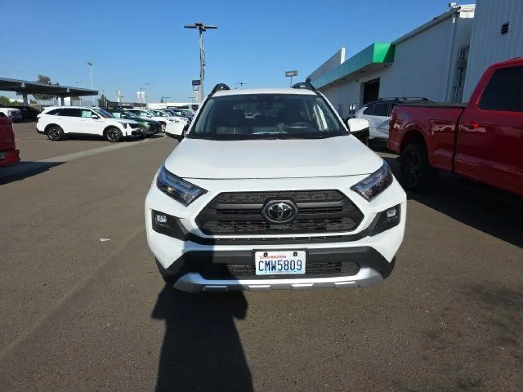 Toyota RAV4 2024 AWD Adventure 4dr SUV