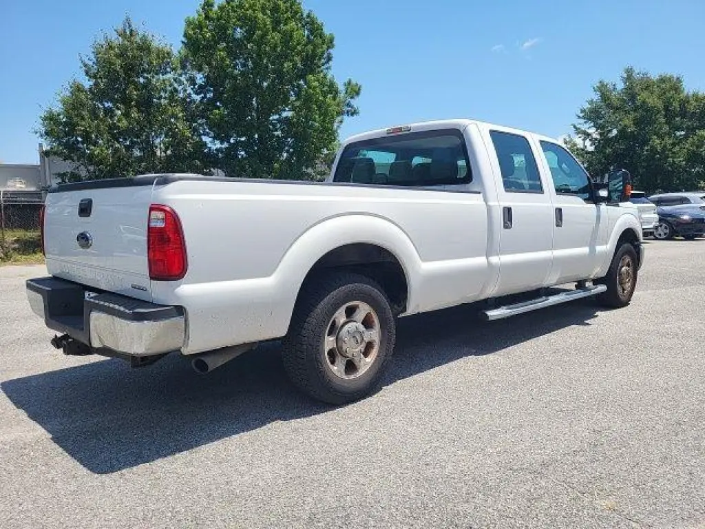 Ford F-250 Super Duty 2016 4x2 XL 4dr Crew Cab 6.8 ft. SB Pickup
