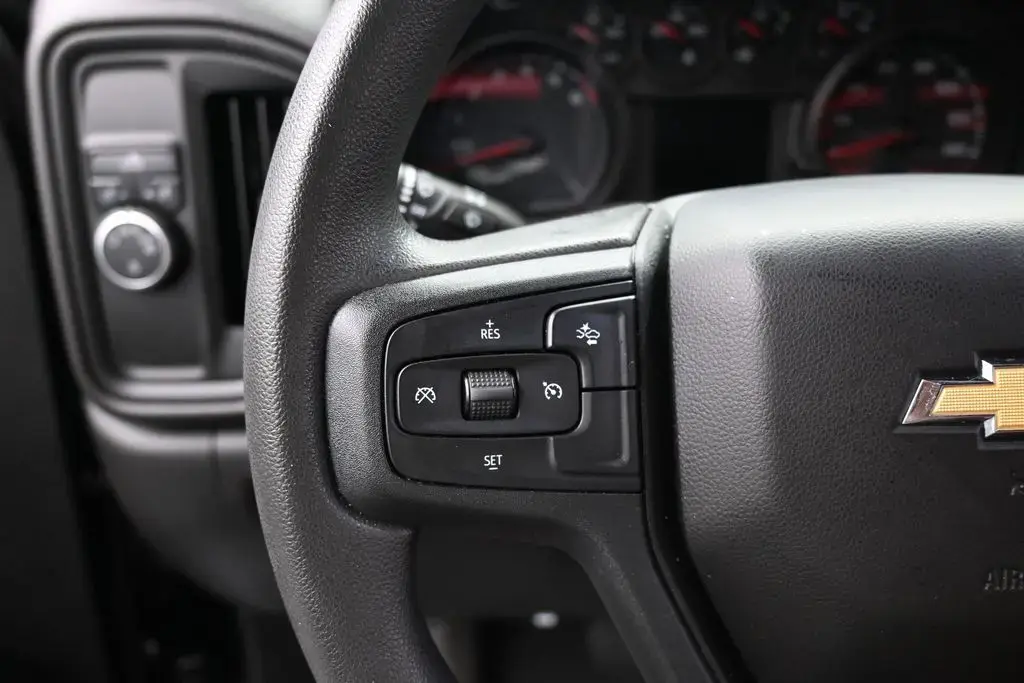 Chevrolet Silverado 1500 2022 4x2 Custom 4dr Crew Cab 5.8 ft. SB