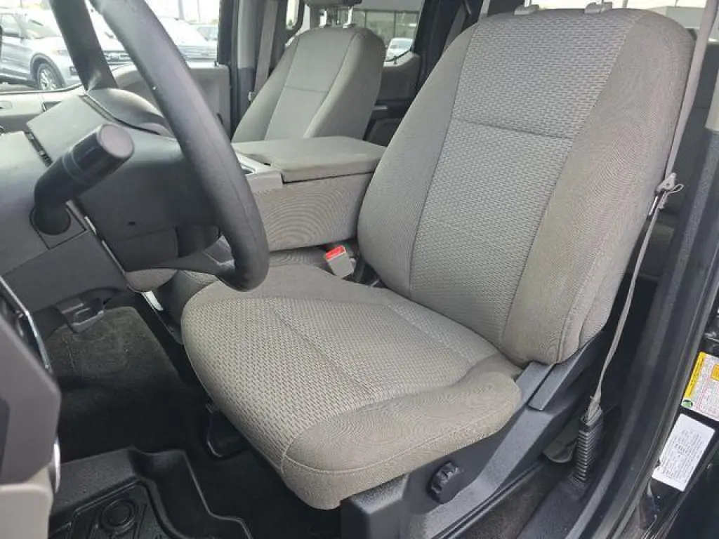 Ford F-150 2018 4x4 XLT 4dr SuperCrew 5.5 ft. SB
