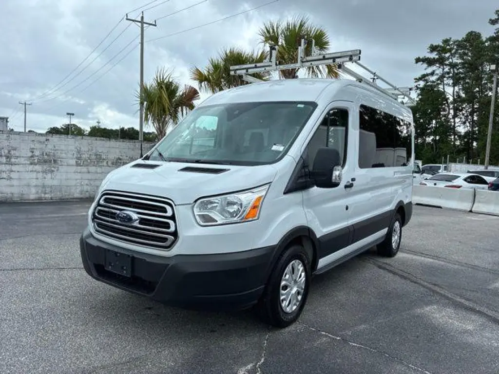 Ford Transit 2019 150 XL 3dr SWB Medium Roof Passenger Van w/Sliding Passenger Side Door
