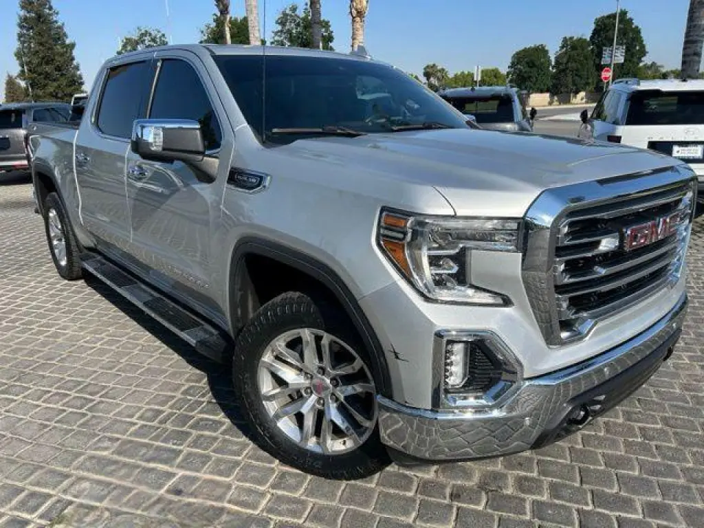 GMC Sierra 1500 2019 4x4 SLT 4dr Crew Cab 5.8 ft. SB