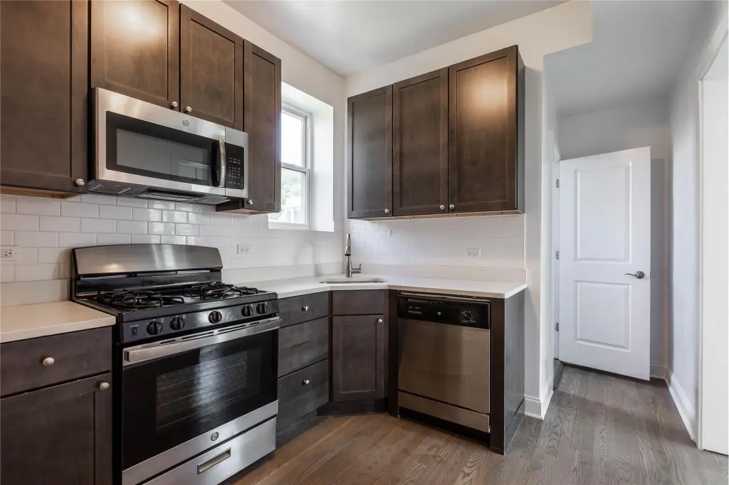 Propiedad en alquiler con 11 habitaciones y 1 baño en Chicago