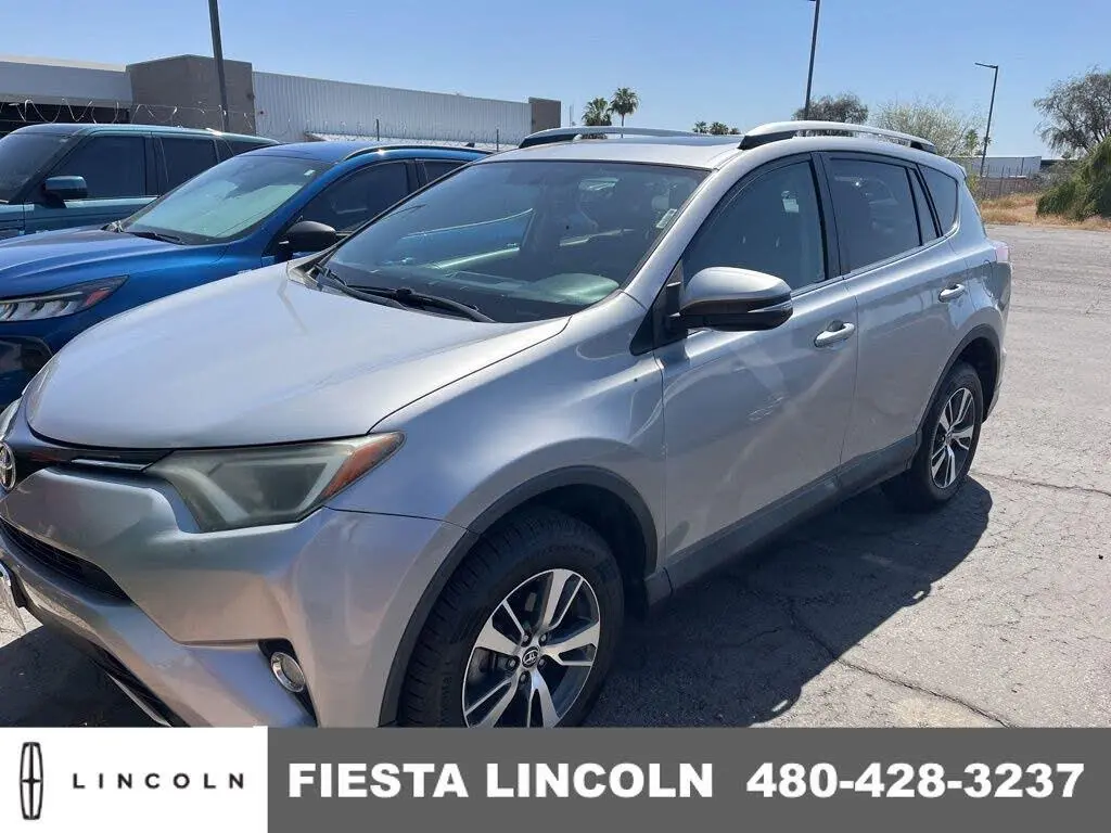 Toyota RAV4 2016 XLE 4dr SUV