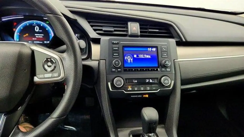 Honda Civic 2019 LX 4dr Sedan CVT