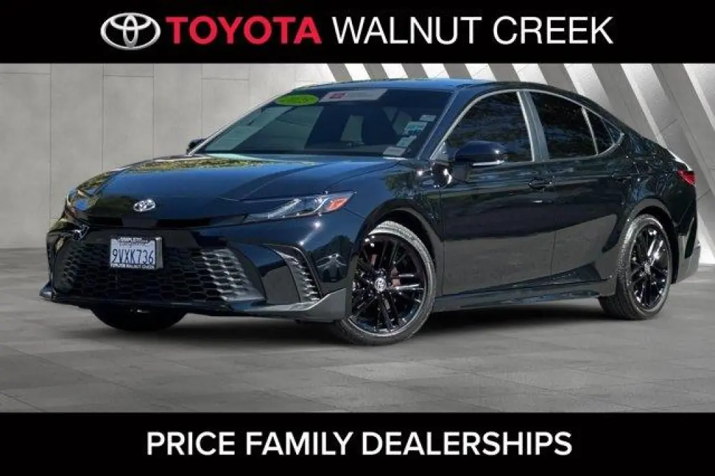 Toyota Camry 2025 SE 4dr Sedan