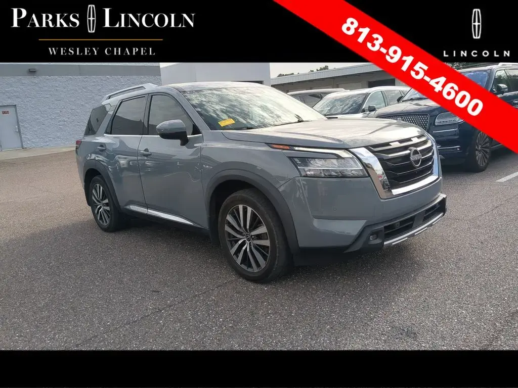 Nissan Pathfinder 2022 AWD Platinum 4dr SUV