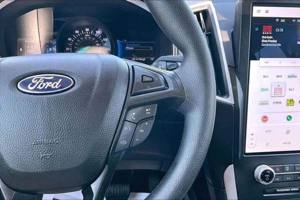 Ford Edge 2022 AWD SE 4dr Crossover